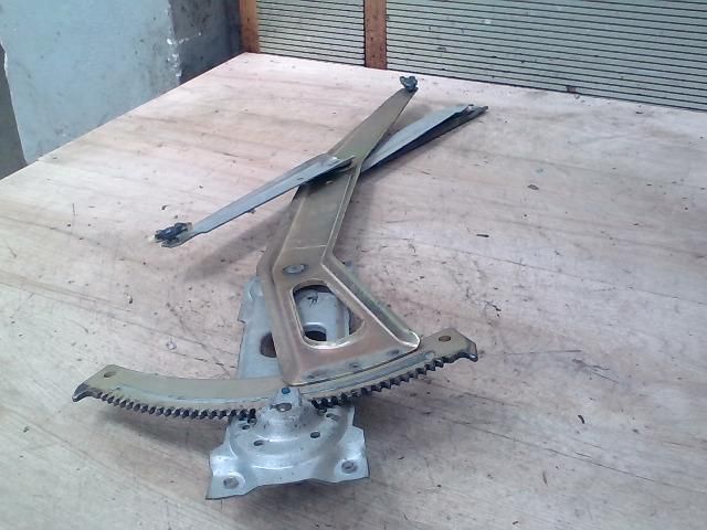 bontott DAEWOO NEXIA Jobb első Ablakemelő Szerkezet (Mechanikus)