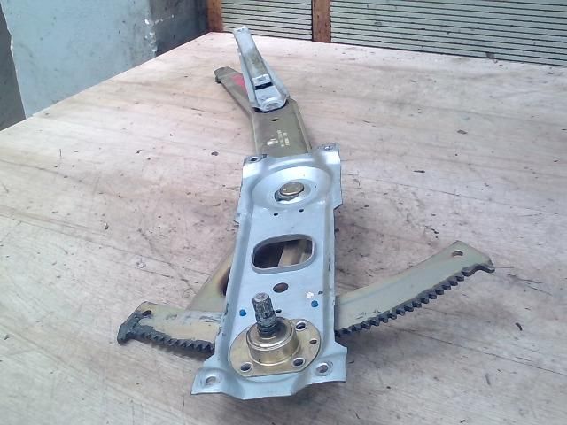 bontott DAEWOO NEXIA Jobb első Ablakemelő Szerkezet (Mechanikus)