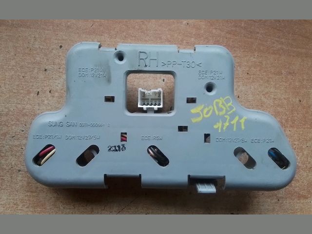 bontott DAEWOO NEXIA Jobb Hátsó Lámpa Foglalat