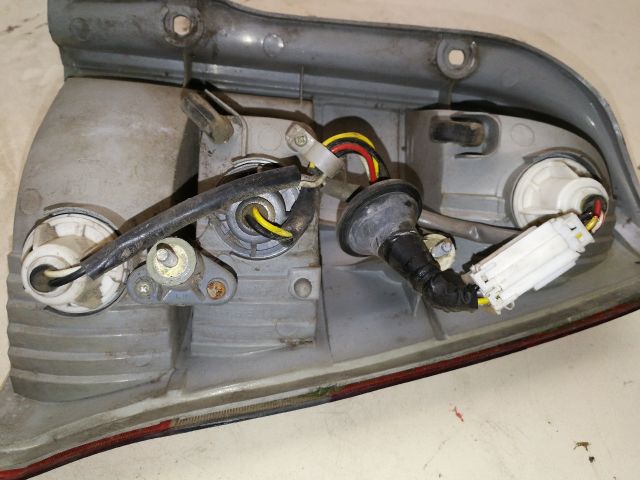 bontott DAEWOO NEXIA Jobb Hátsó Lámpa