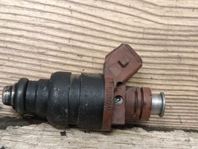 bontott DAEWOO NUBIRA Porlasztó (1 db)