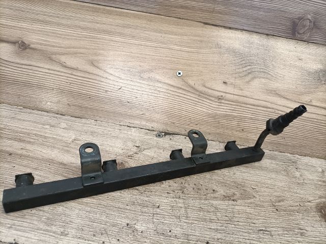 bontott DAEWOO NUBIRA Porlasztó Sor / Híd