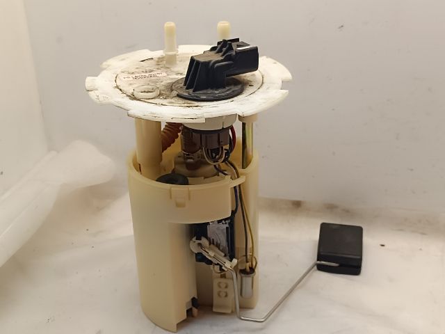 bontott DAEWOO NUBIRA Üzemanyag Szivattyú