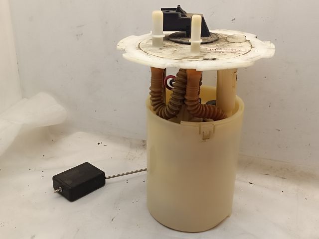 bontott DAEWOO NUBIRA Üzemanyag Szivattyú