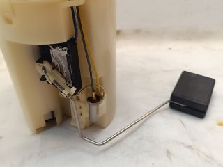 bontott DAEWOO NUBIRA Üzemanyag Szivattyú