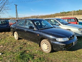 bontott DAEWOO NUBIRA Jobb első Féknyereg Munkahengerrel