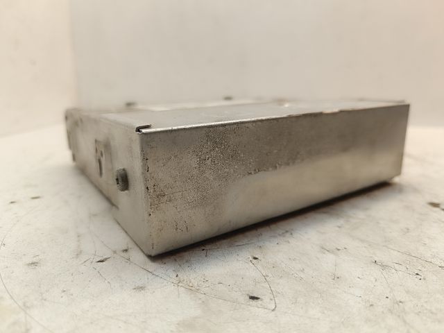 bontott DAEWOO NUBIRA Motorvezérlő