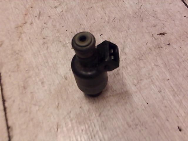 bontott DAEWOO NUBIRA Porlasztó (1 db)