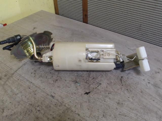 bontott DAEWOO NUBIRA Üzemanyag Szivattyú