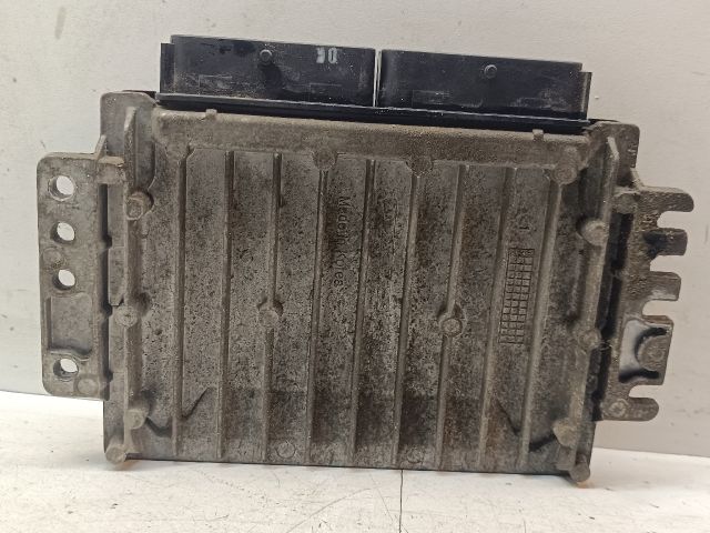 bontott DAEWOO NUBIRA Motorvezérlő