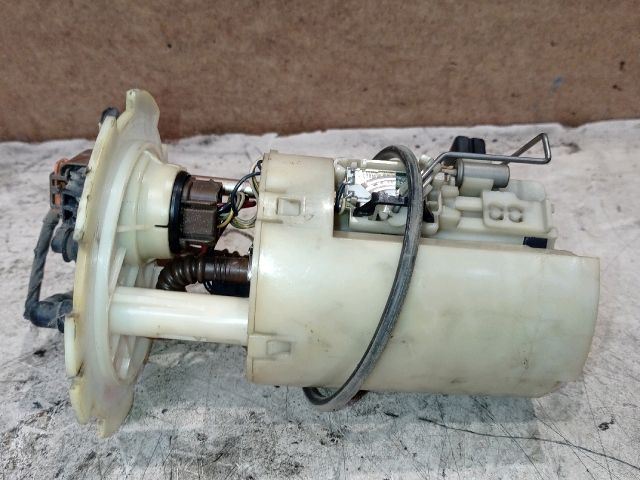 bontott DAEWOO NUBIRA Üzemanyag Szivattyú