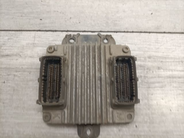 bontott DAEWOO NUBIRA Motorvezérlő