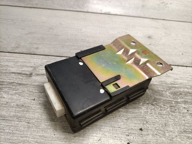 bontott DAEWOO NUBIRA Szervó Szivattyú Elektronika