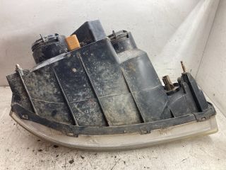 bontott DAEWOO NUBIRA Bal Fényszóró