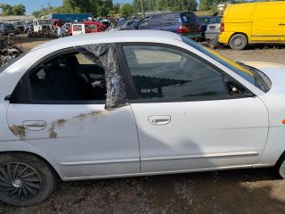 bontott DAEWOO NUBIRA Bal Fényszóró