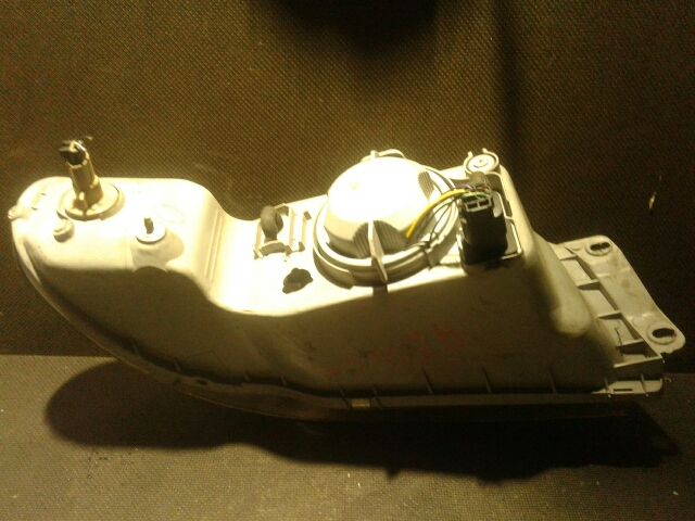 bontott DAEWOO NUBIRA Bal Fényszóró