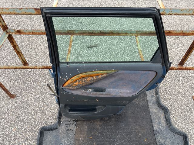 bontott DAEWOO NUBIRA Bal hátsó Ajtó (Részeivel)