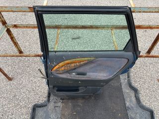bontott DAEWOO NUBIRA Bal hátsó Ajtó (Részeivel)
