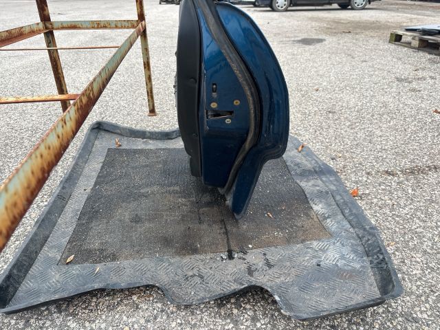 bontott DAEWOO NUBIRA Bal hátsó Ajtó (Részeivel)