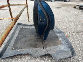 bontott DAEWOO NUBIRA Bal hátsó Ajtó (Részeivel)