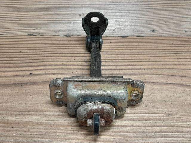 bontott DAEWOO NUBIRA Bal hátsó Ajtóhatároló