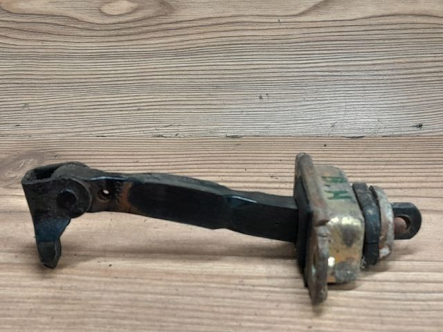 bontott DAEWOO NUBIRA Bal hátsó Ajtóhatároló