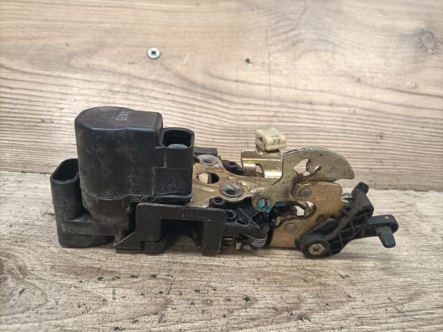 bontott DAEWOO NUBIRA Bal hátsó Ajtózár