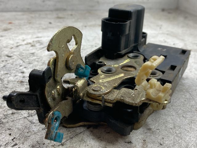 bontott DAEWOO NUBIRA Bal hátsó Ajtózár