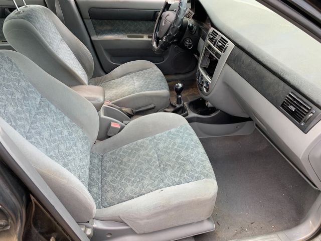 bontott DAEWOO NUBIRA Bal hátsó Külső Kilincs