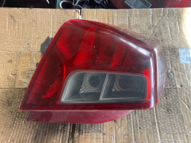 bontott DAEWOO NUBIRA Bal Hátsó Lámpa