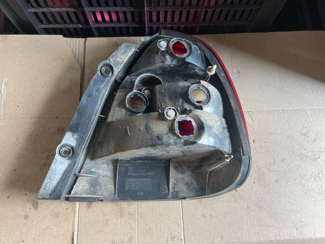 bontott DAEWOO NUBIRA Bal Hátsó Lámpa