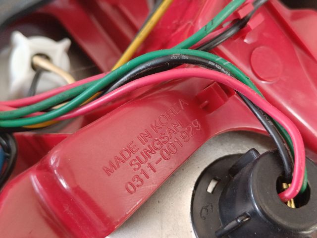 bontott DAEWOO NUBIRA Bal Hátsó Lámpa