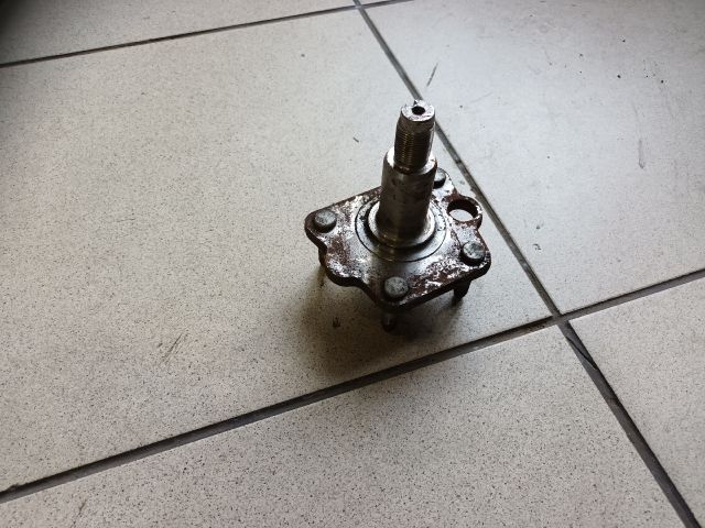 bontott DAEWOO NUBIRA Bal hátsó Tengelycsonk