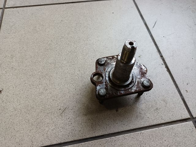 bontott DAEWOO NUBIRA Bal hátsó Tengelycsonk