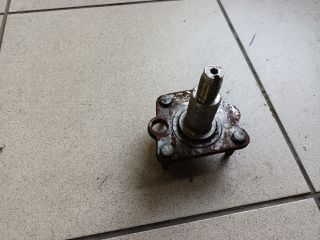 bontott DAEWOO NUBIRA Bal hátsó Tengelycsonk