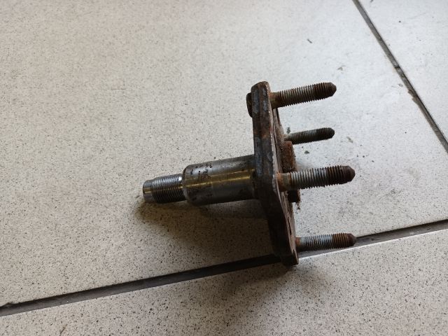 bontott DAEWOO NUBIRA Bal hátsó Tengelycsonk