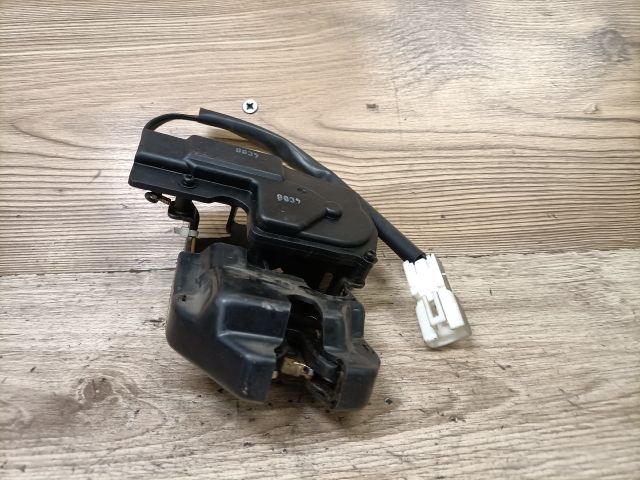 bontott DAEWOO NUBIRA Csomagtérajtó Zárszerkezet