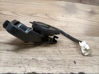 bontott DAEWOO NUBIRA Csomagtérajtó Zárszerkezet