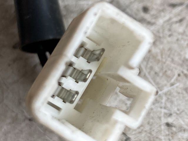 bontott DAEWOO NUBIRA Csomagtérajtó Zárszerkezet