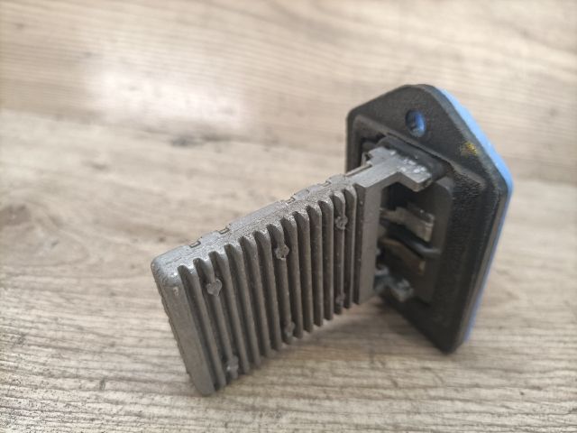 bontott DAEWOO NUBIRA Előtét Ellenállás Fűtőmotor