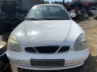 bontott DAEWOO NUBIRA Első Lökhárító (Részeivel)