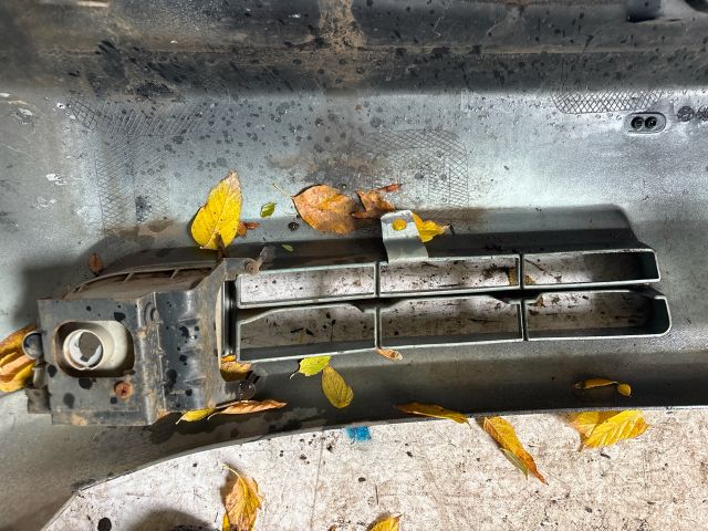 bontott DAEWOO NUBIRA Első Lökhárító (Részeivel)