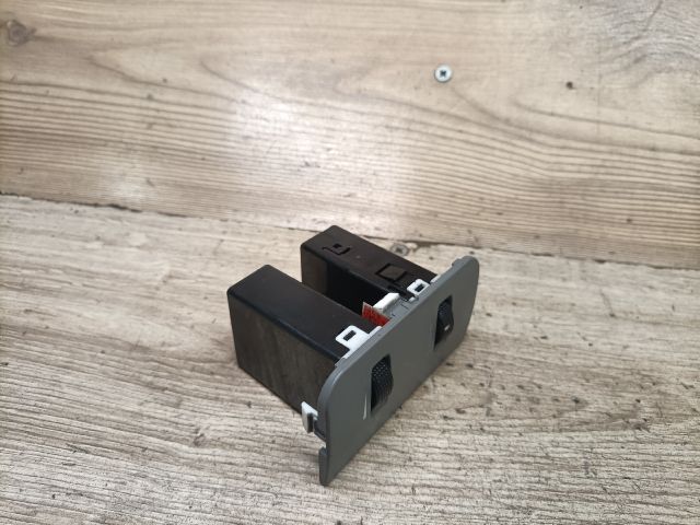 bontott DAEWOO NUBIRA Fényszórómagasság Állító Kapcsoló