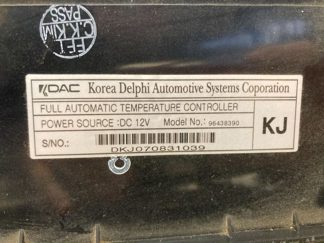 bontott DAEWOO NUBIRA Fűtéskapcsoló (digit klímás)