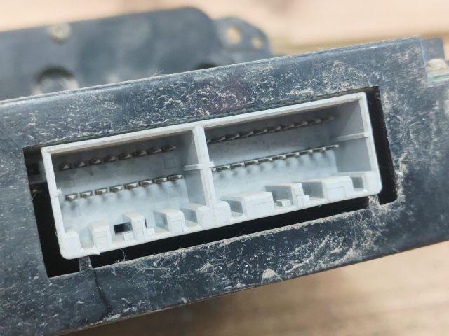 bontott DAEWOO NUBIRA Fűtéskapcsoló (digit klímás)