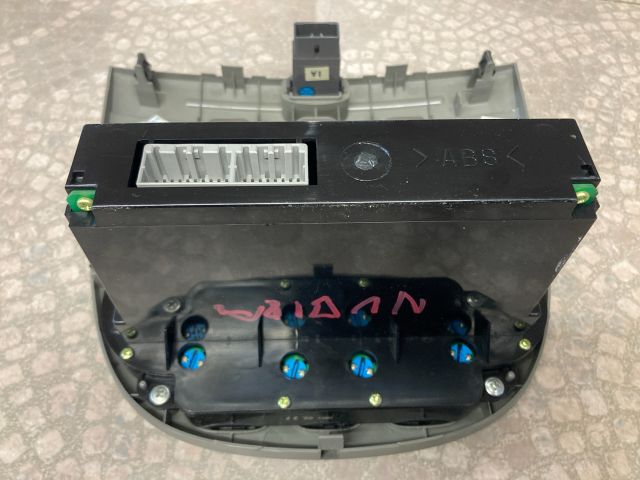 bontott DAEWOO NUBIRA Fűtéskapcsoló (digit klímás)