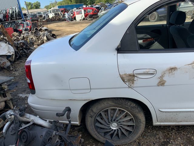 bontott DAEWOO NUBIRA Hátsó Lökhárító (Részeivel)