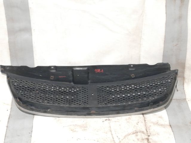 bontott DAEWOO NUBIRA Hűtőrács