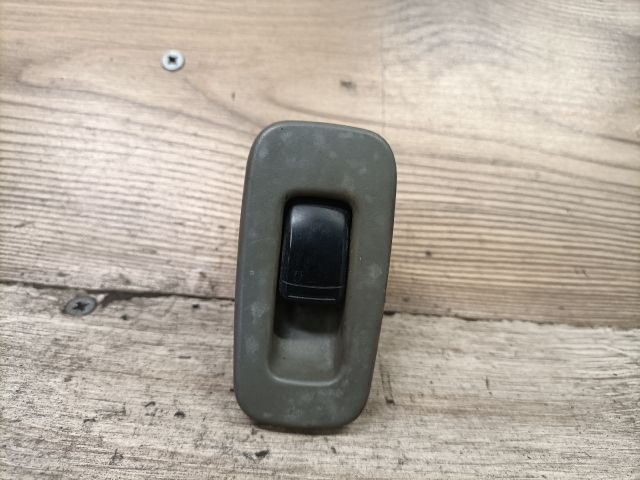 bontott DAEWOO NUBIRA Jobb első Ablakemelő Kapcsoló