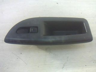 bontott DAEWOO NUBIRA Jobb első Ablakemelő Kapcsoló